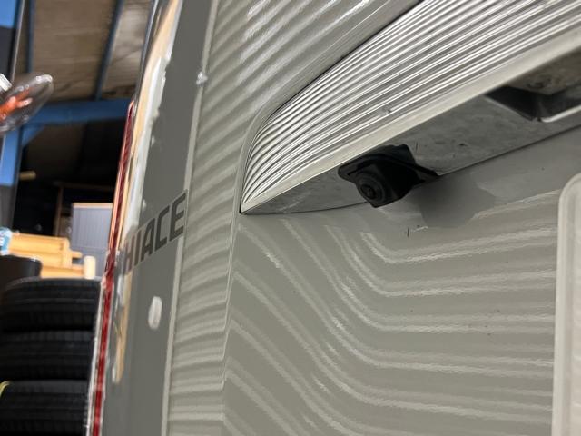 ハイエース　キャンピングカー　アルパイン11インチナビ　バックカメラ取り付け