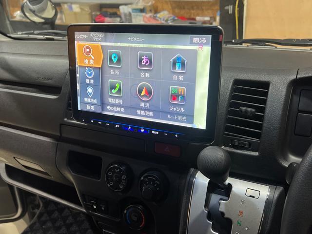 ハイエース　キャンピングカー　アルパイン11インチナビ　バックカメラ取り付け