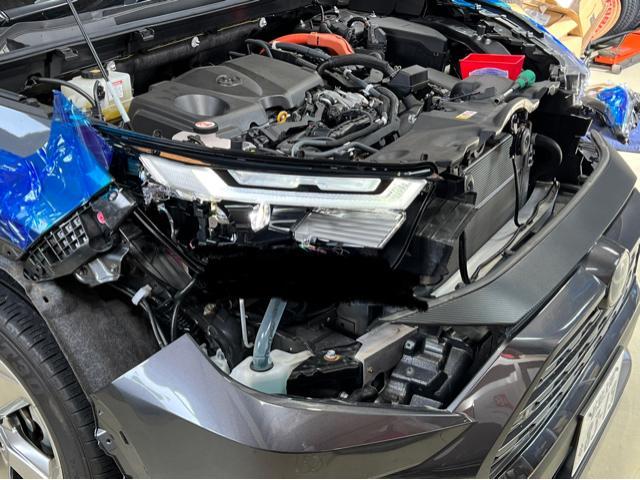 RAV4  前期ハイブリッドに後期ハイブリッドヘッドライト　ポン付け　商品開発作業