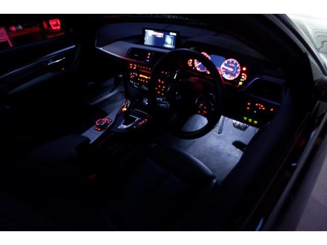 BMW320i  アンビエントライト　LED光量アップ・カラー変更