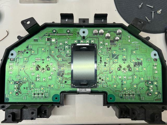 日産 V36スカイライン スピードメーター一部不点灯 LED打ち替え メーター修理