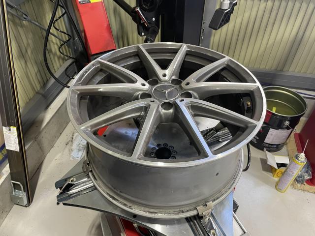 ベンツ　ＡＭＧ　ＣＬＡ４５　シューティングブレイク　タイヤ組替え　バランス　スタッドレス　米子市　淀江