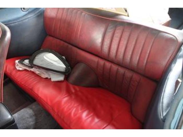 ジャガーeタイプ 内装レストア 車の内装 革シートの張り替え リペア 修理 内装のカスタマイズ の事ならアルコデザインへお気軽にご相談下さい グーネットピット ジャガーeタイプ 内装レストア 車の内装 革シートの張り替え リペア 修理 内装のカスタマイズ の事ならアルコデザインへお気軽にご相談下さい グーネットピット