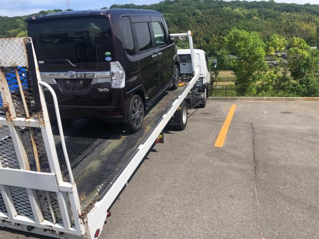 華のある車両！！【岡山県　岡山市南区で持込でのタイヤ交換・ドライブレコーダー・ナビ等のパーツ取付・コーティング施工・車検・修理の事なら”オートサービス坪井石油”へ！】
