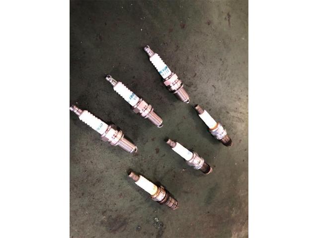 スズキ　パレット　プラグ交換　水漏れ修理・スズキ　キャリートラック　オイル、タイヤ交換【岡山県　岡山市南区で持込でのタイヤ交換・ドライブレコーダー・ナビ等のパーツ取付・コーティング施工・車検・修理の事なら”オートサービス坪井石油”へ！】