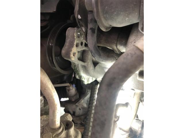 スズキ　パレット　プラグ交換　水漏れ修理・スズキ　キャリートラック　オイル、タイヤ交換【岡山県　岡山市南区で持込でのタイヤ交換・ドライブレコーダー・ナビ等のパーツ取付・コーティング施工・車検・修理の事なら”オートサービス坪井石油”へ！】