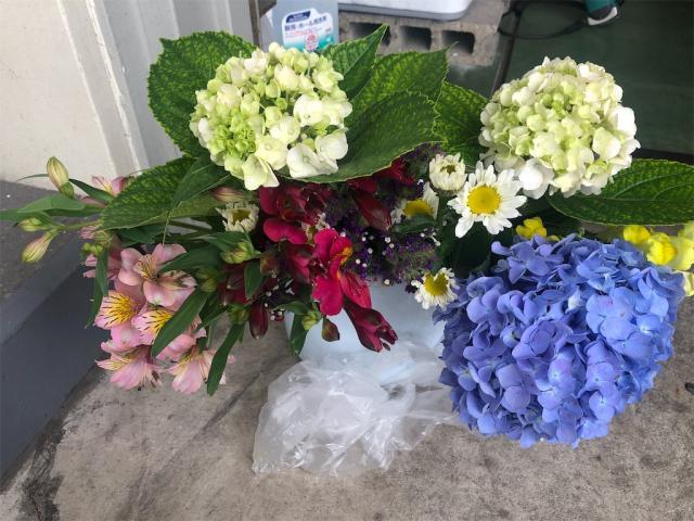 スズキ　パレット　プラグ交換　水漏れ修理・スズキ　キャリートラック　オイル、タイヤ交換【岡山県　岡山市南区で持込でのタイヤ交換・ドライブレコーダー・ナビ等のパーツ取付・コーティング施工・車検・修理の事なら”オートサービス坪井石油”へ！】