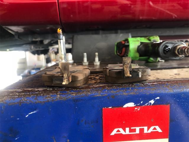 リフト活躍中！！マツダ　デミオ　車検　整備【岡山県　岡山市南区で持込でのタイヤ交換・ドライブレコーダー・ナビ等のパーツ取付・コーティング施工・車検・修理の事なら”オートサービス坪井石油”へ！】