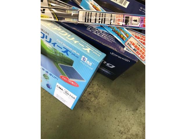 リフト活躍中！！マツダ　デミオ　車検　整備【岡山県　岡山市南区で持込でのタイヤ交換・ドライブレコーダー・ナビ等のパーツ取付・コーティング施工・車検・修理の事なら”オートサービス坪井石油”へ！】