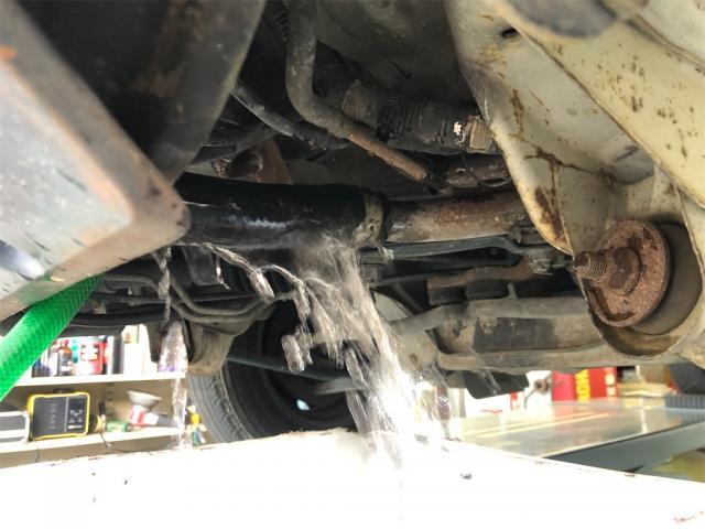 ホンダ　アクティ　オーバヒート　修理【岡山県　岡山市南区で持込でのタイヤ交換・ドライブレコーダー・ナビ等のパーツ取付・コーティング施工・車検・修理の事なら”オートサービス坪井石油”へ！！