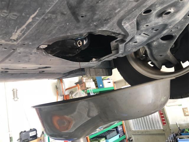 マツダ　アルセラ　オイル交換【岡山県　岡山市南区で持込でのタイヤ交換・ドライブレコーダー・ナビ等のパーツ取付・コーティング施工・車検・修理の事なら”オートサービス坪井石油”へ！！