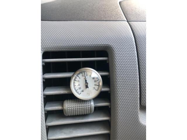 ダイハツ　タント　エアコン　冷えない　エアコン修理【岡山県　岡山市南区で持込でのタイヤ交換・ドライブレコーダー・ナビ等のパーツ取付・コーティング施工・車検・修理の事なら”オートサービス坪井石油”へ！！