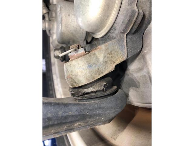 フル稼働！トヨタ　プリウス　ダイハツ　ハイゼット　納車整備！【岡山県　岡山市南区で持込でのタイヤ交換・ドライブレコーダー・ナビ等のパーツ取付・コーティング施工・車検・修理の事なら”オートサービス坪井石油”へ！！