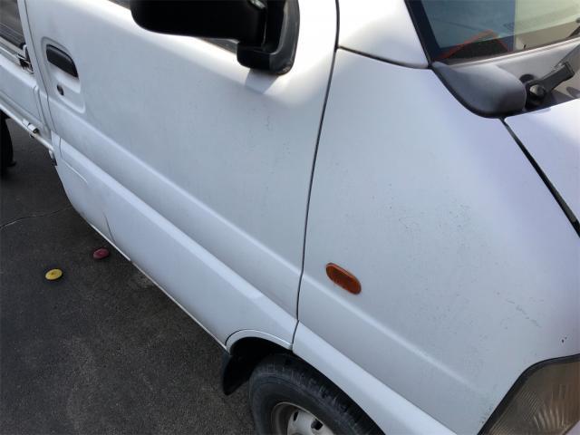 びっしょり！！スズキ　キャリー　外装　磨き　施工【岡山県　岡山市南区で持込でのタイヤ交換・ドライブレコーダー・ナビ等のパーツ取付・コーティング施工・車検・修理の事なら”オートサービス坪井石油”へ！！