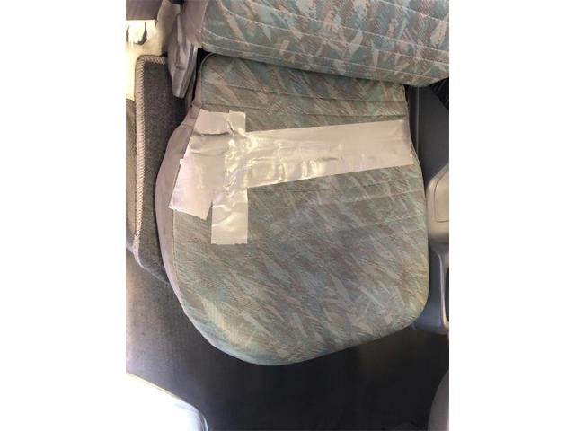 びっしょり！！スズキ　キャリー　外装　磨き　施工【岡山県　岡山市南区で持込でのタイヤ交換・ドライブレコーダー・ナビ等のパーツ取付・コーティング施工・車検・修理の事なら”オートサービス坪井石油”へ！！