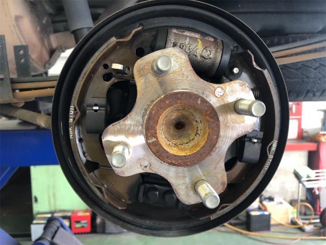 スズキ　キャリー　エアコン　修理　ドライブレコーダー　取付【岡山県　岡山市南区で持込でのタイヤ交換・ドライブレコーダー・ナビ等のパーツ取付・コーティング施工・車検・修理の事なら”オートサービス坪井石油”へ！！