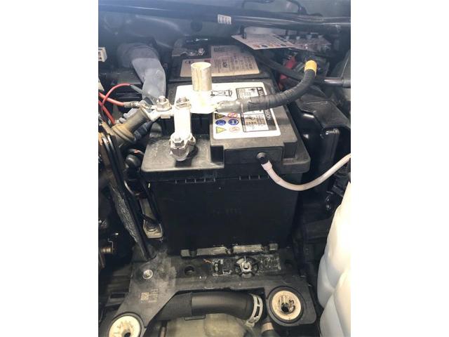 ＢＭＷ　２シリーズ　バッテリー　持込交換【岡山県　岡山市南区で持込でのタイヤ交換・ドライブレコーダー・ナビ等のパーツ取付・コーティング施工・車検・修理の事なら”オートサービス坪井石油”へ！！