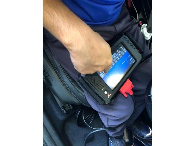 ＢＭＷ　２シリーズ　バッテリー　持込交換【岡山県　岡山市南区で持込でのタイヤ交換・ドライブレコーダー・ナビ等のパーツ取付・コーティング施工・車検・修理の事なら”オートサービス坪井石油”へ！！