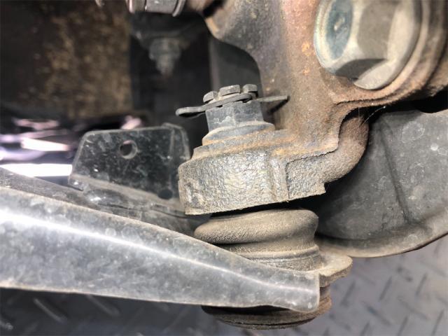 ＢＭＷ　２シリーズ　バッテリー　持込交換【岡山県　岡山市南区で持込でのタイヤ交換・ドライブレコーダー・ナビ等のパーツ取付・コーティング施工・車検・修理の事なら”オートサービス坪井石油”へ！！