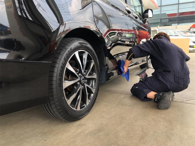 ホンダ　ステップワゴンスパーダ　コーティング　施工【岡山県　岡山市南区で持込でのタイヤ交換・ドライブレコーダー・ナビ等のパーツ取付・コーティング施工・車検・修理の事なら”オートサービス坪井石油”へ！】