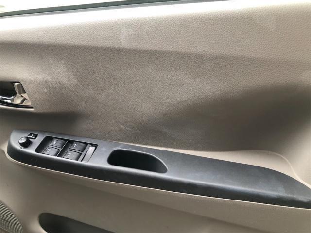 当店の室内清掃はこの様な感じで１台１台丁寧に清掃してます！【岡山県　岡山市南区で持込でのタイヤ交換・ドライブレコーダー・ナビ等のパーツ取付・コーティング施工・車検・修理の事なら”オートサービス坪井石油”へ！！