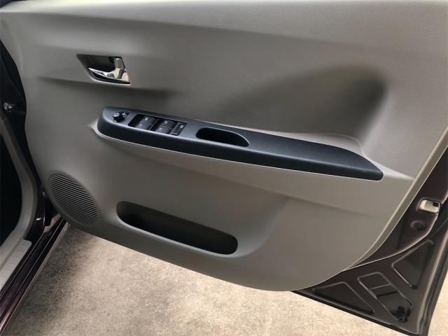 当店の室内清掃はこの様な感じで１台１台丁寧に清掃してます！【岡山県　岡山市南区で持込でのタイヤ交換・ドライブレコーダー・ナビ等のパーツ取付・コーティング施工・車検・修理の事なら”オートサービス坪井石油”へ！！