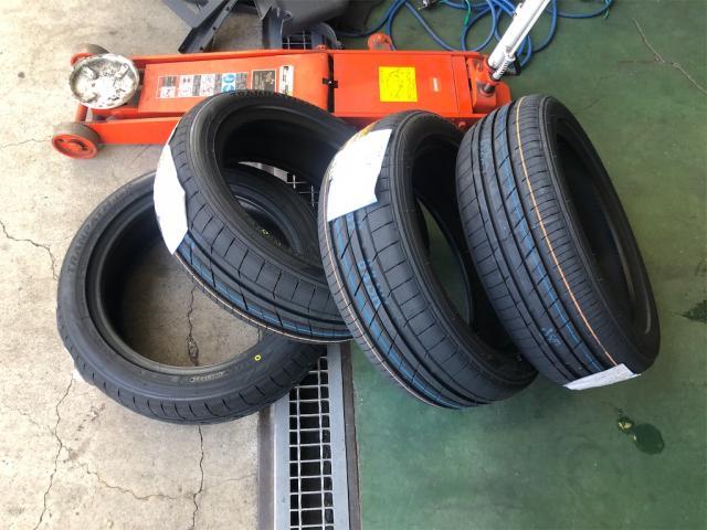 ホンダ　Ｎ-ＢＯＸカスタム　タイヤ交換【岡山県　岡山市南区で持込でのタイヤ交換・ドライブレコーダー・ナビ等のパーツ取付・コーティング施工・車検・修理の事なら”オートサービス坪井石油”へ！！