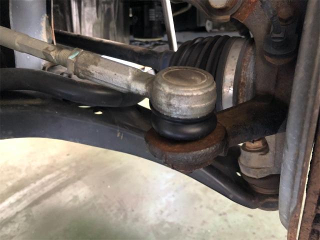 ホンダ　Ｎ-ＢＯＸカスタム　タイヤ交換【岡山県　岡山市南区で持込でのタイヤ交換・ドライブレコーダー・ナビ等のパーツ取付・コーティング施工・車検・修理の事なら”オートサービス坪井石油”へ！！