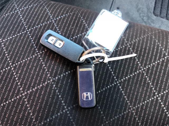 新入荷！！ホンダ　Ｎ-ＯＮＥプレミアム　２トーンカラー　ターボ【岡山県　岡山市南区で持込でのタイヤ交換・ドライブレコーダー・ナビ等のパーツ取付・コーティング施工・車検・修理の事なら”オートサービス坪井石油”へ！！