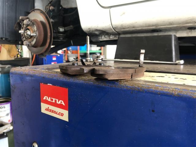 トヨタ　ピクシスエポック　１２ヶ月点検【岡山県　岡山市南区で持込でのタイヤ交換・ドライブレコーダー・ナビ等のパーツ取付・コーティング施工・車検・修理の事なら”オートサービス坪井石油”へ！！