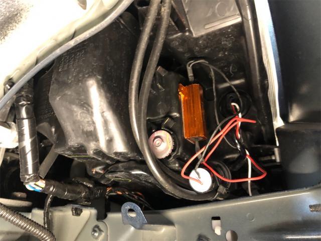 マツダ　デミオ　フロントウィンカー　ＬＥＤ球　交換【岡山県　岡山市南区で持込でのタイヤ交換・ドライブレコーダー・ナビ等のパーツ取付・コーティング施工・車検・修理の事なら”オートサービス坪井石油”へ！！