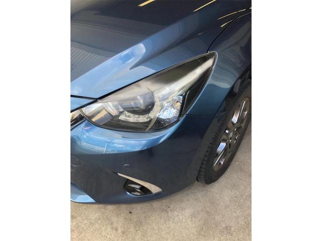 マツダ　デミオ　フロントウィンカー　ＬＥＤ球　交換【岡山県　岡山市南区で持込でのタイヤ交換・ドライブレコーダー・ナビ等のパーツ取付・コーティング施工・車検・修理の事なら”オートサービス坪井石油”へ！！