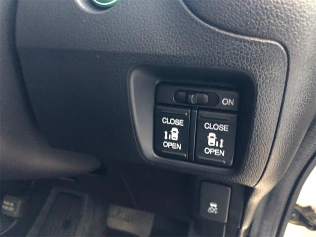 両側スライドドア車、補充しました！【岡山県　岡山市南区で持込でのタイヤ交換・ドライブレコーダー・ナビ等のパーツ取付・コーティング施工・車検・修理の事なら”オートサービス坪井石油”へ！！