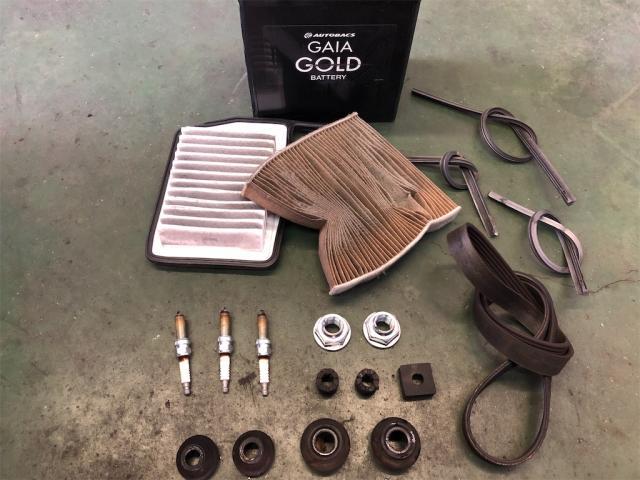 スズキ　ワゴンＲ　タイヤ交換　その他各所メンテナンス【岡山県　岡山市南区で持込でのタイヤ交換・ドライブレコーダー・ナビ等のパーツ取付・コーティング施工・車検・修理の事なら”オートサービス坪井石油”へ！！