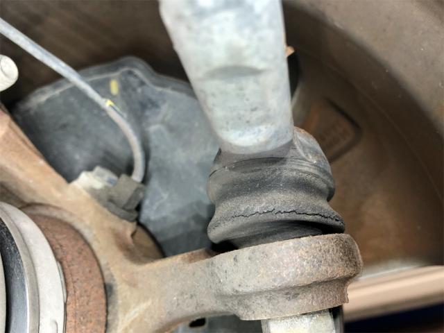 ダイハツ　ミラバン　ホンダ　Ｎ-ＯＮＥ　納車整備【岡山県　岡山市南区で持込でのタイヤ交換・ドライブレコーダー・ナビ等のパーツ取付・コーティング施工・車検・修理の事なら”オートサービス坪井石油”へ！！