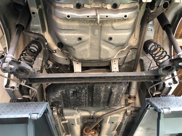 トヨタ　ハイエース　コーティング　メンテナンス【岡山県　岡山市南区で持込でのタイヤ交換・ドライブレコーダー・ナビ等のパーツ取付・コーティング施工・車検・修理の事なら”オートサービス坪井石油”へ！！