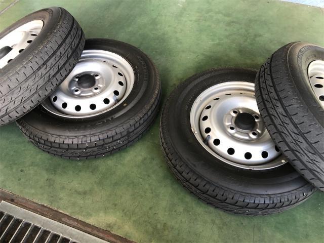 トヨタ　ハイエース　コーティング　メンテナンス【岡山県　岡山市南区で持込でのタイヤ交換・ドライブレコーダー・ナビ等のパーツ取付・コーティング施工・車検・修理の事なら”オートサービス坪井石油”へ！！