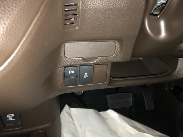 ホンダ　Ｎ-ＢＯＸ　ETC　ナビ取付【岡山県　岡山市南区で持込でのタイヤ交換・ドライブレコーダー・ナビ等のパーツ取付・コーティング施工・車検・修理の事なら”オートサービス坪井石油”へ！！