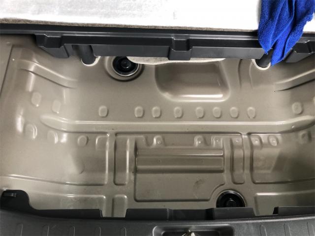 マツダ　フレアワゴン　室内クリーニング　ボディ磨き【岡山県　岡山市南区で持込でのタイヤ交換・ドライブレコーダー・ナビ等のパーツ取付・コーティング施工・車検・修理の事なら”オートサービス坪井石油”へ！！