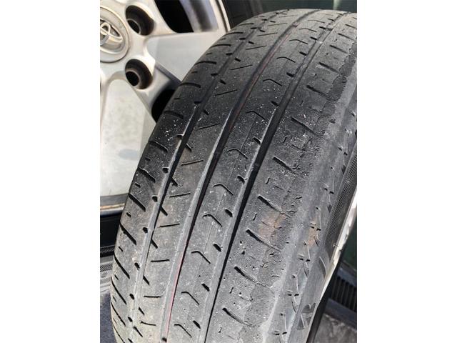 トヨタ　ヴォクシー　車検整備　タイヤ交換【岡山県　岡山市南区で持込でのタイヤ交換・ドライブレコーダー・ナビ等のパーツ取付・コーティング施工・車検・修理の事なら”オートサービス坪井石油”へ！！