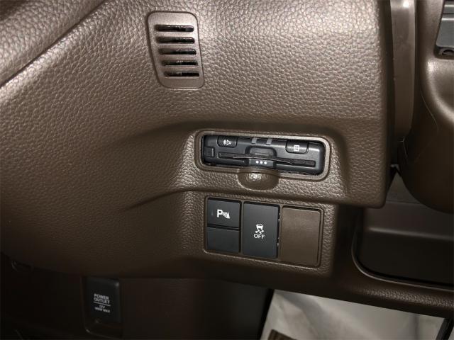 ホンダ　Ｎ-ＢＯＸ　ディスプレイオーディオ　取付【岡山県　岡山市南区で持込でのタイヤ交換・ドライブレコーダー・ナビ等のパーツ取付・コーティング施工・車検・修理の事なら”オートサービス坪井石油”へ！！