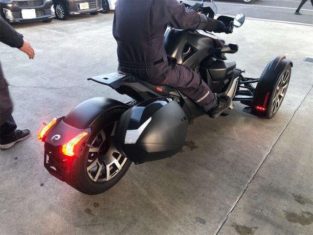 カンナム　ライカー　新規登録【岡山県　岡山市南区で持込でのタイヤ交換・ドライブレコーダー・ナビ等のパーツ取付・コーティング施工・車検・修理の事なら”オートサービス坪井石油”へ！！