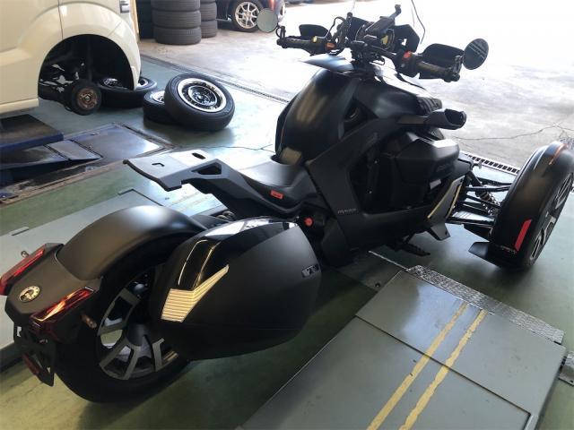 カンナム　ライカー　新規登録【岡山県　岡山市南区で持込でのタイヤ交換・ドライブレコーダー・ナビ等のパーツ取付・コーティング施工・車検・修理の事なら”オートサービス坪井石油”へ！！