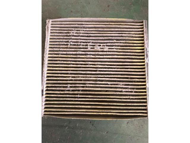 エアコンフィルター交換しましょう！【岡山県　岡山市南区で持込でのタイヤ交換・ドライブレコーダー・ナビ等のパーツ取付・コーティング施工・車検・修理の事なら&rdquo;オートサービス坪井石油&rdquo;へ！！