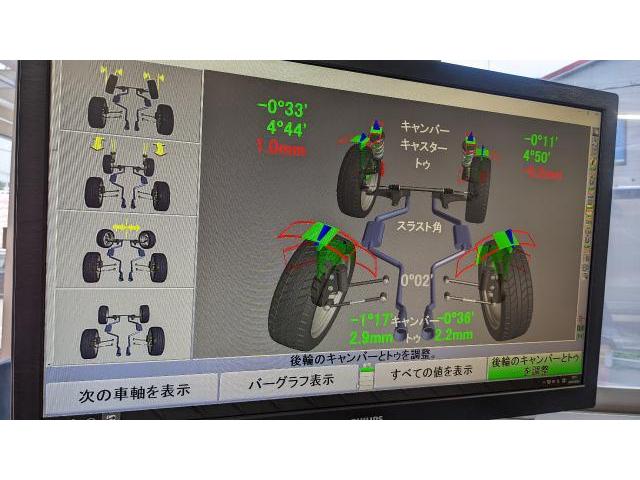 【福山市・井原市でお車の修理・整備・車検・パーツ取付なら(株)備後鈑金へお任せください！！】スズキ　スイフト　4輪アライメント測定調整　整備