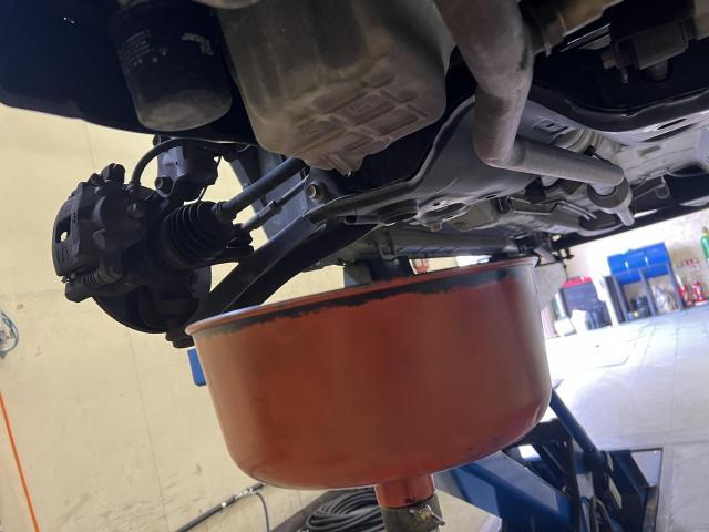 神辺店！日産 モコ！オイル交換＋タイヤ交換！ 2万5千キロぶりのオイル交換( ﾟДﾟ) オイル交換もツーエルにお任せください(^^)/【広島 箕島 神辺 福山 岡山 井原 笠岡 倉敷】オイル交換は定期的に(汗)