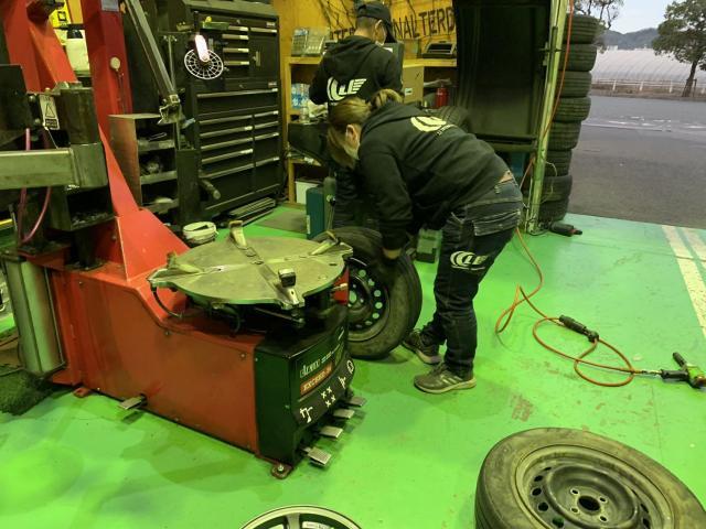 箕島店！トヨタ シエンタ 中古 社外 ホイール交換！買取もツーエルにお任せください(^^)/【広島県 福山市 箕島町 神辺町 岡山県 井原市 笠岡市 倉敷市 】