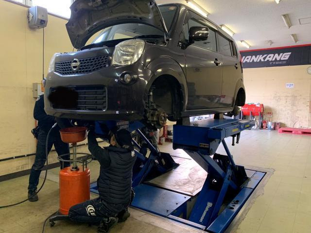 神辺店！日産 モコ 155/65R14 タイヤ交換とオイル交換！エンジンオイル交換もツーエルにお任せください!(^^)!【広島県 福山市 箕島町 神辺町 岡山県 井原市 笠岡市 倉敷市 】（15565r14 / 1556514)