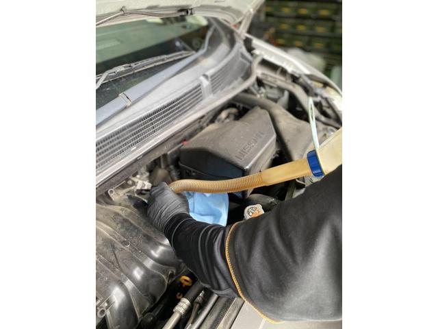 ツーエル 箕島店！日産 セレナ エンジンオイル交換！タイヤ交換以外もツーエルにお任せください(^^)/【広島県 福山市 箕島町 神辺町 岡山県 井原市 笠岡市 倉敷市 】195/65R15 196/60R16 ディーゼル エレメント 部品 