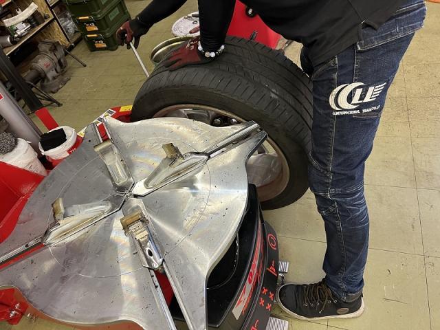 ツーエル 神辺店！レクサス LC500h 245/45R20 275/40R20 持ち込み交換！ランフラットタイヤもツーエルにお任せください(^^)/【広島県 福山市 箕島町 神辺町 岡山県 井原市 笠岡市 倉敷市 】持込 ブリヂストン 